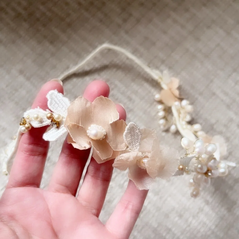 Gorgeous Wedding Elegant Cream Floral Headband
